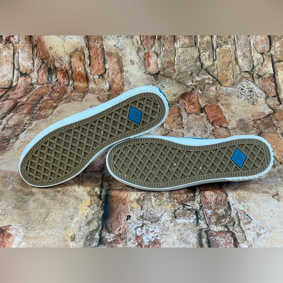 Sperry Bahama 2.0 Platform Shoes - Picture 11 of 15